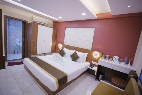 The Avenue Hotel Ballygunge