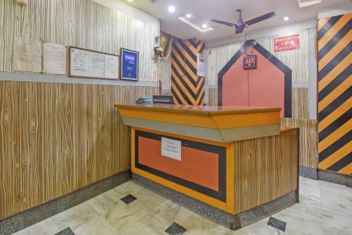 Oyo 75834 Akash Hotel Howrah