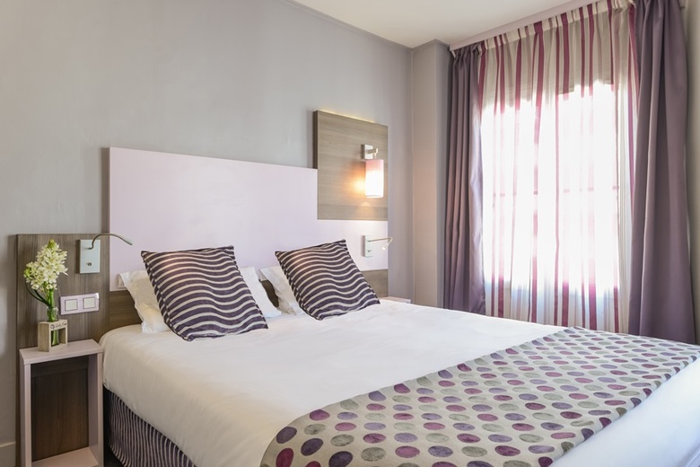 Comfort Hotel Nation P�re Lachaise