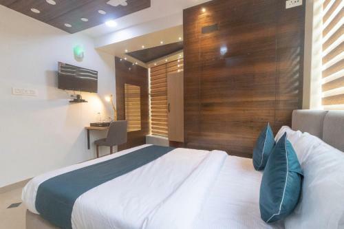 Oyo 78582 Silverkey Hotel Mayfair Tower