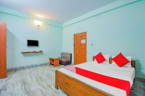 Hotel Oyo 77707 Pink Palace