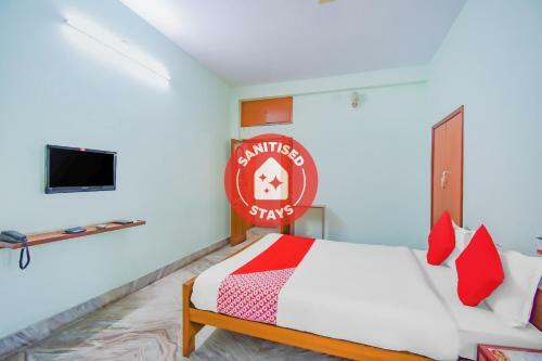 Hotel Oyo 77707 Pink Palace