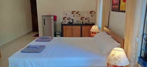 Hostal Primavera Holiday Homes