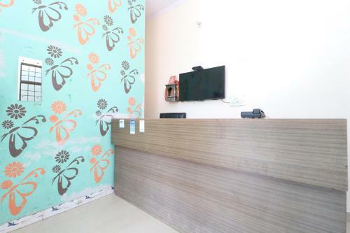 Spot On 37136 Hotel Arya