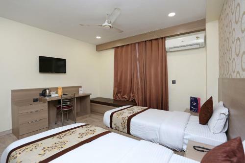 Hotel Oyo 5663 Gs Inn