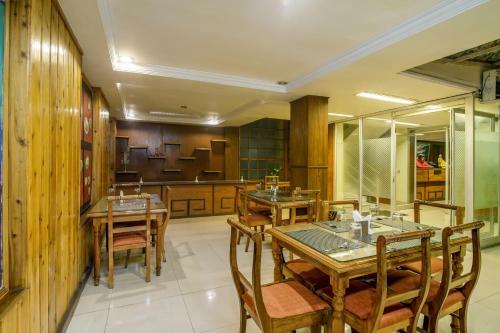 Hotel Muscatel Himalayan Resort