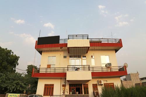 Hotel Oyo 22644 Bhagat Palace