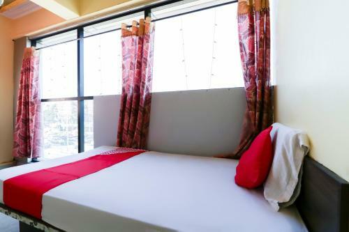 Hotel Oyo 22101 Shree Raksha Comfort
