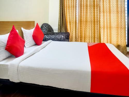 Oyo 74291 Hotel Relax Inn