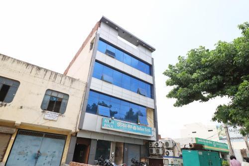 Oyo 46555 Hotel Sangeet