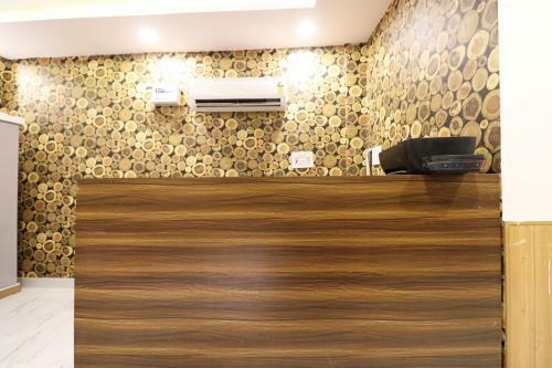 Oyo 46555 Hotel Sangeet