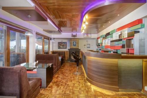 Hotel Muscatel Yavachi