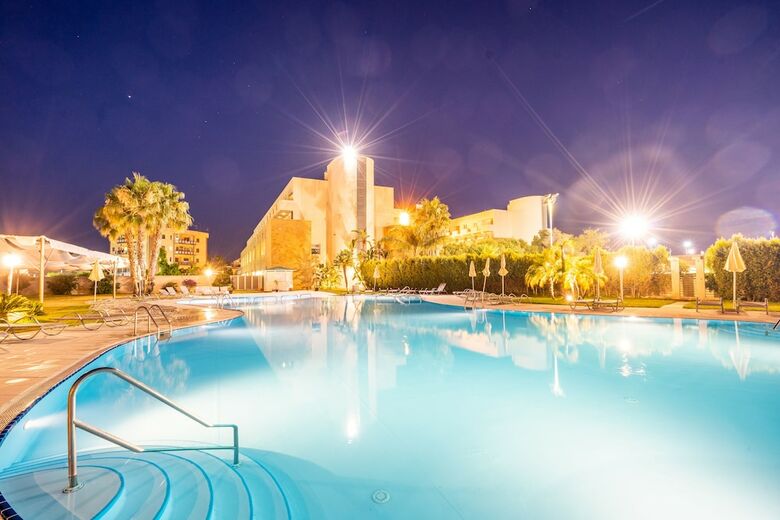 Hotel Capo Peloro Resort