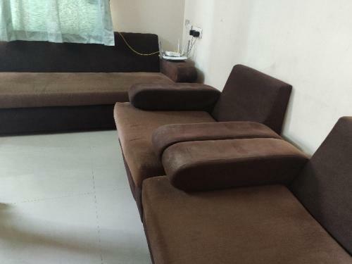 Oyo 79693 Hotel Aig Inn