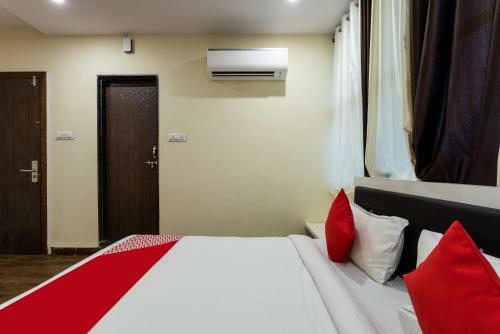 Oyo 29896 Hotel Forest Inn