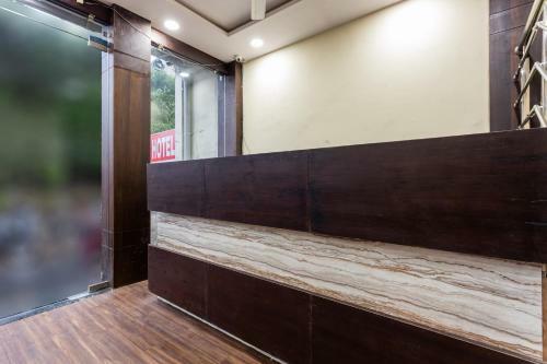 Oyo 29896 Hotel Forest Inn