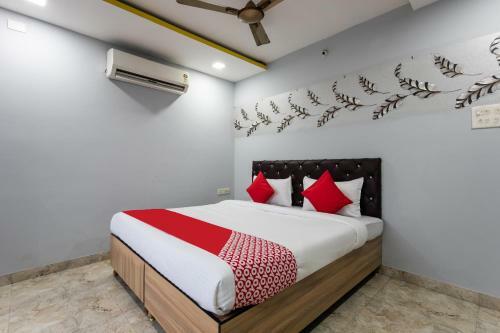 Oyo 48328 Hotel Happy Stay