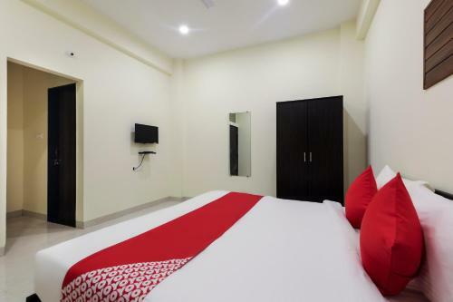 Hotel Collection O 42719 Mig Colony