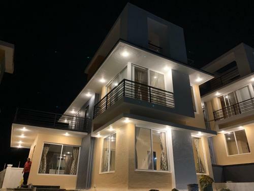 Villa Royal Meadows - Igatpuri Bungalow B