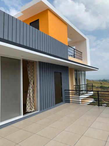 Villa Royal Meadows - Igatpuri Bungalow B