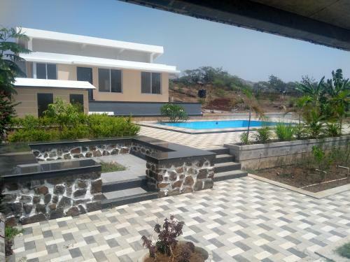 Villa Royal Meadows - Igatpuri Bungalow A