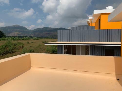 Villa Royal Meadows - Igatpuri Bungalow A