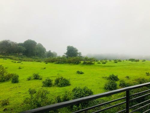 Villa Royal Meadows - Igatpuri Bungalow A