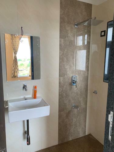 Villa Royal Meadows - Igatpuri Bungalow A