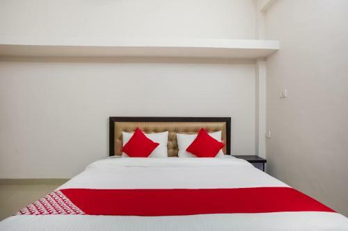 Hotel Oyo 36501 Royal Palace