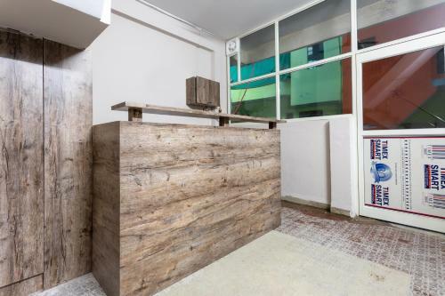 Hotel Oyo 36501 Royal Palace