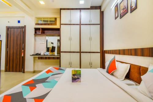 Hotel Fabexpress Hello Homz Bengali Square