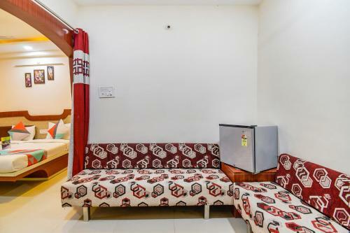 Hotel Fabexpress Hello Homz Bengali Square