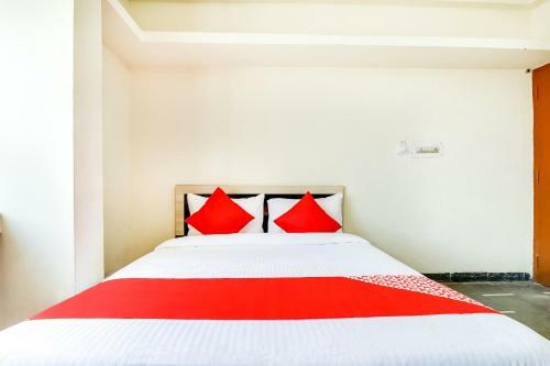 Oyo 64747 Hotel Fabolosa