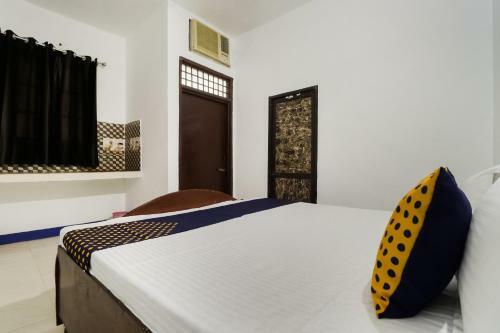 Hotel Spot On 62093 Kartar Inn