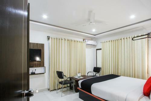Hotel Oyo 23994 Rich Fort