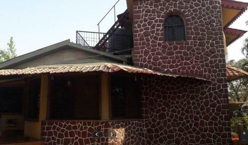 Villa Mangirish Bungalow 4bhk