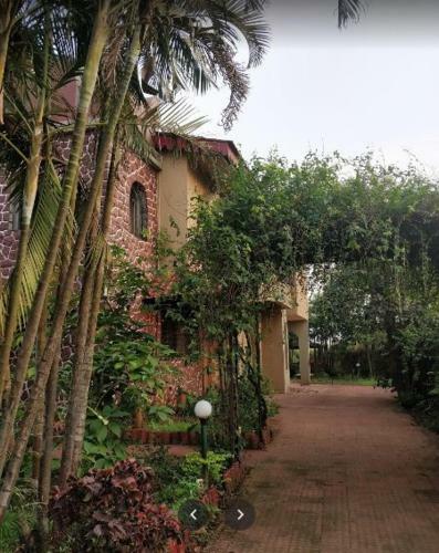 Villa Mangirish Bungalow 4bhk