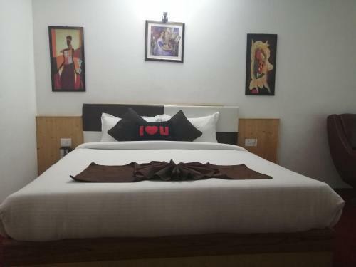 Hotel The Holidays Club