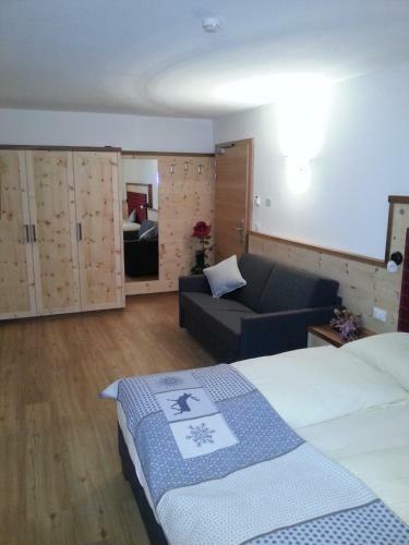 Hotel Pensione Alcialc