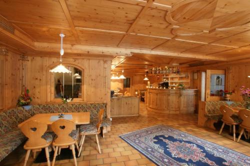 Hotel Pensione Alcialc