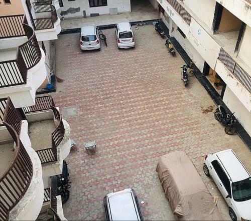 Hotel Amritam - Near Prem Mandir