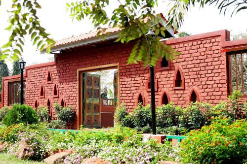 Hotel Pali Village Resort