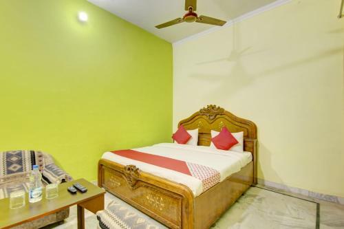 Oyo 71310 Hotel Moon Light