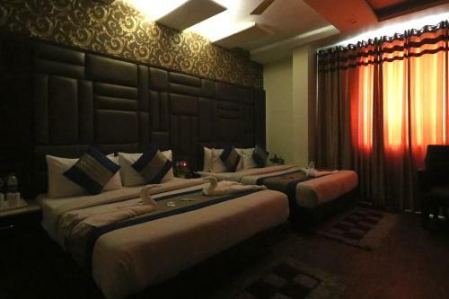 Hotel Mannat International By Mannat