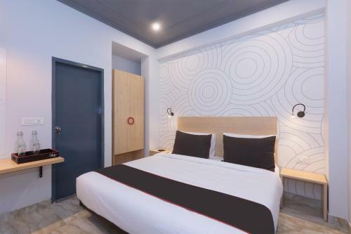 Hotel Oyo 80121 Collection O Roshan's Inn