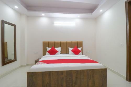 Hotel Oyo 75809 Sharma Residency
