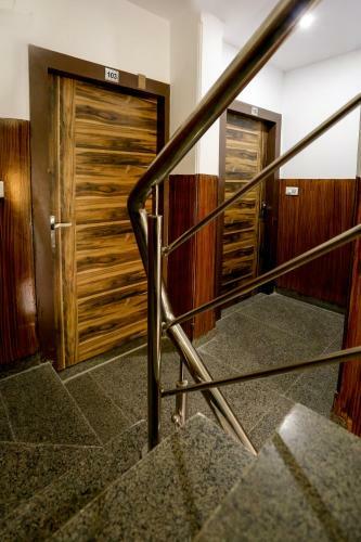 Airport Hotel Edge Home Stay