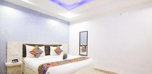Mega Hotels