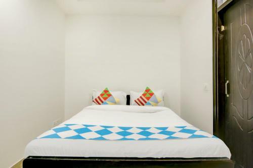 Hostal Oyo Home 65301 Livin Home Stay