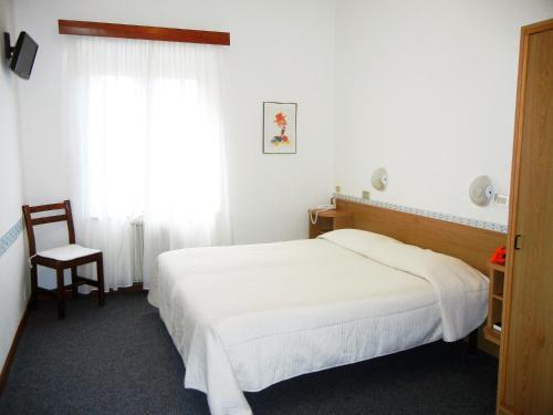 Hotel Albergo Miralaghi